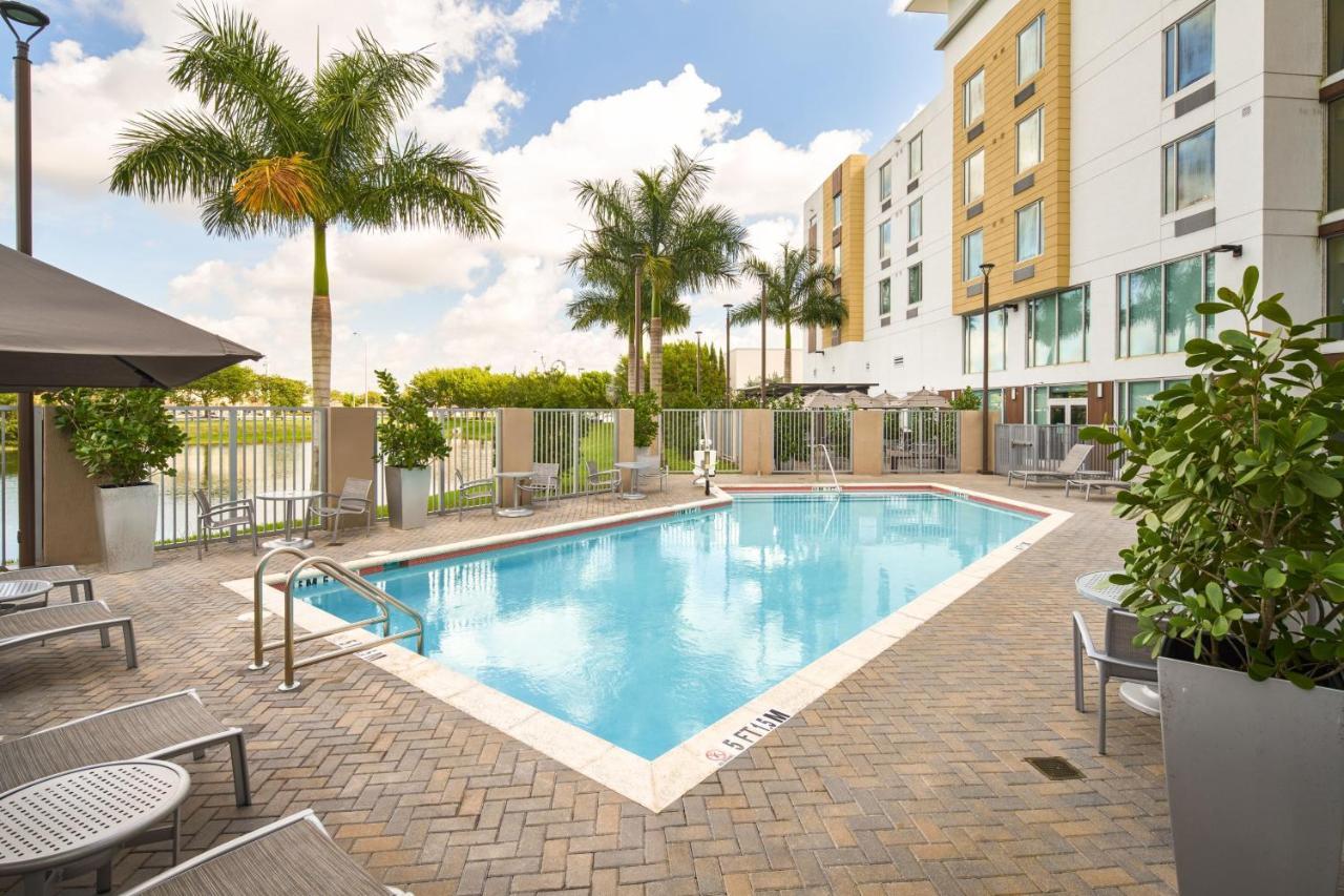 Towneplace Suites Miami Kendall West Kendale Lakes Exteriér fotografie